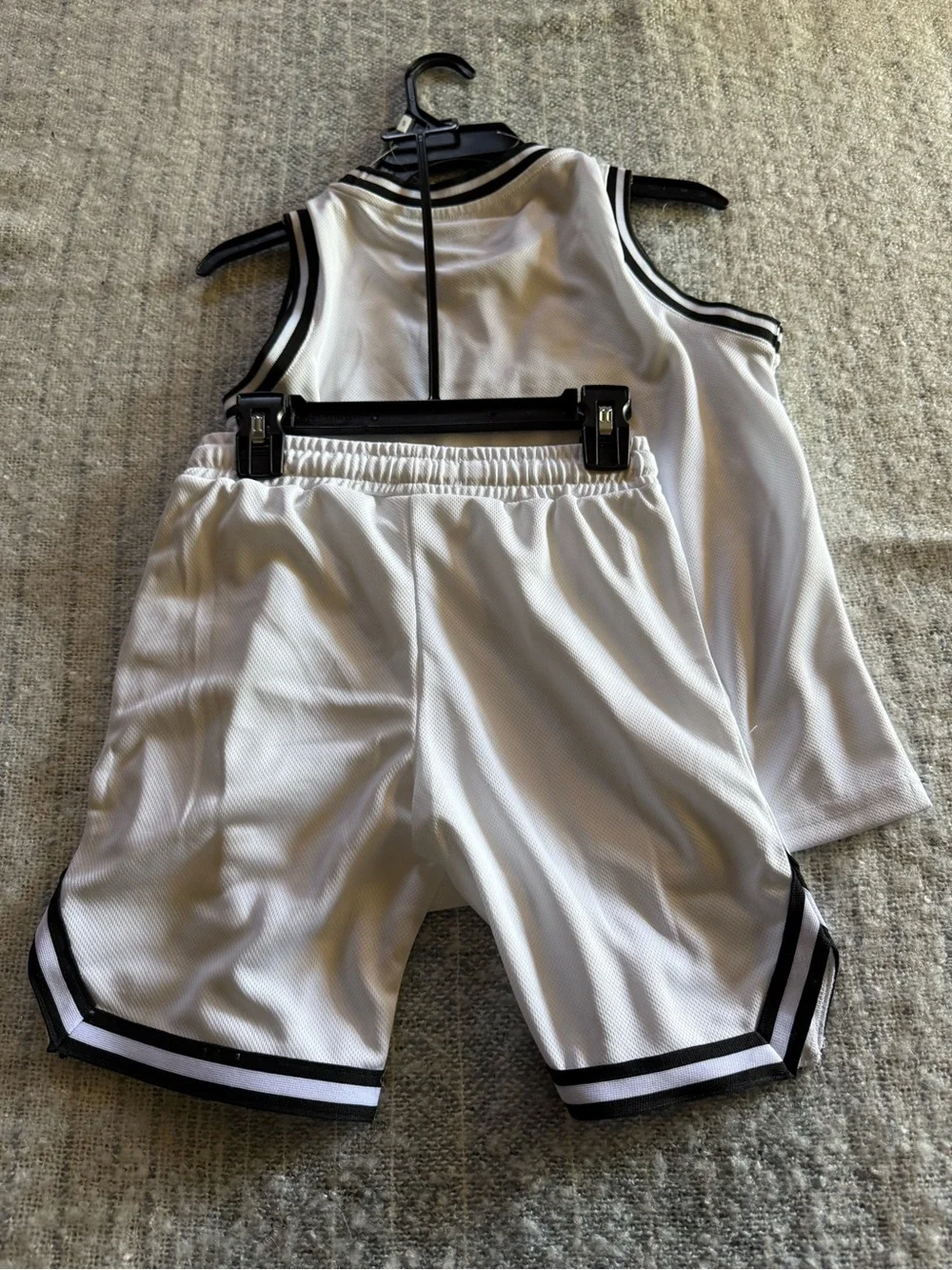 True Religion Boys L7 White Blue Casual Tank Set Basketball